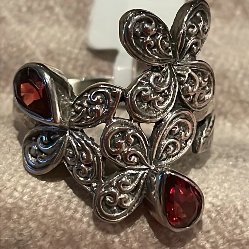 Mozambique Garnet Sterling Silver Ring Size 8 Flower Branch Design NWTS